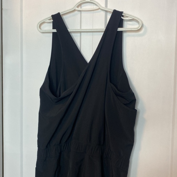 Patagonia Black Fleetwith Dress - with pockets - Crossover back detail - LG - Picture 12 of 12
